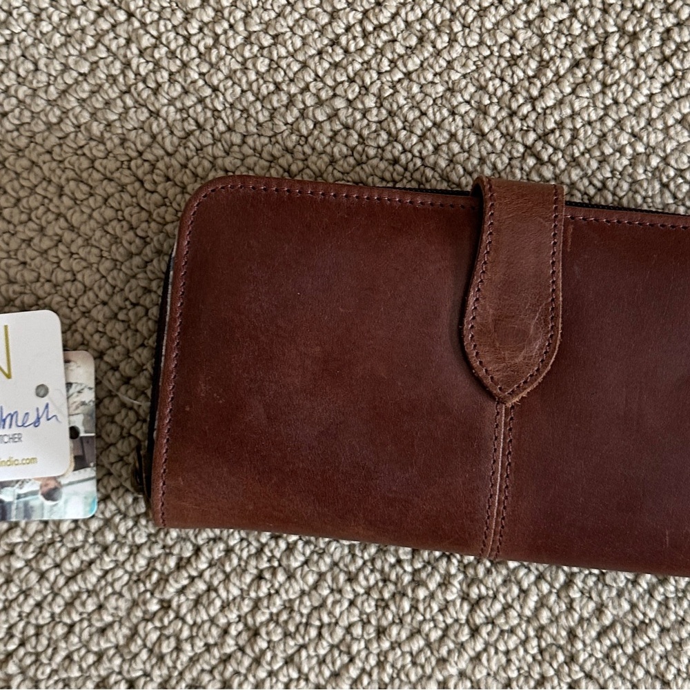 JOYN Leather Wallet